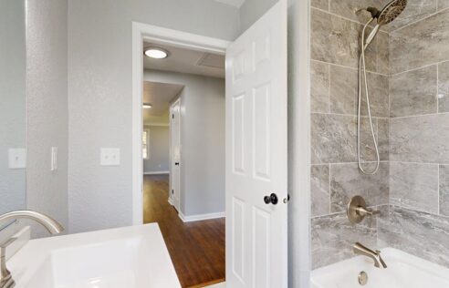 Elektryczne ogrzewanie podłogowe w mieszkaniu: maty, folie, montaż i koszty krok po kroku