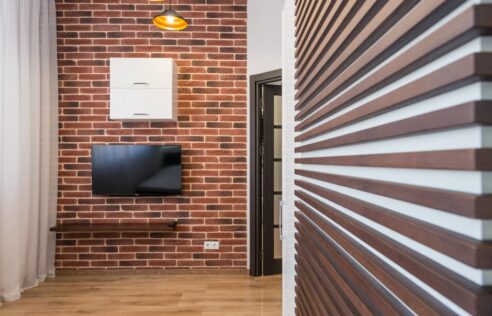 Lamele ścienne w mieszkaniu: materiały, akustyka, montaż i koszty krok po kroku