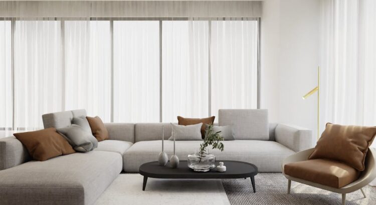 Tapeta winylowa na flizelinie: wybór, przygotowanie ścian, klejenie i koszty krok po kroku